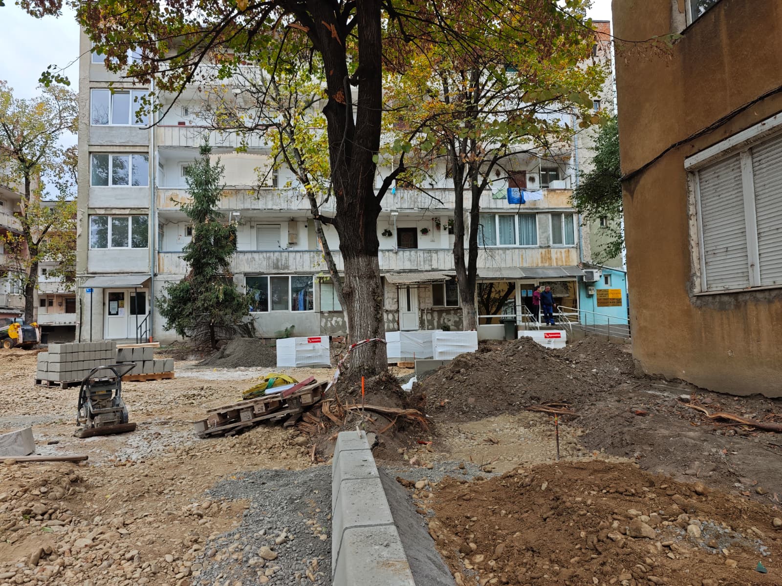 WhatsApp Image 2025-10-24 at 10.22.34