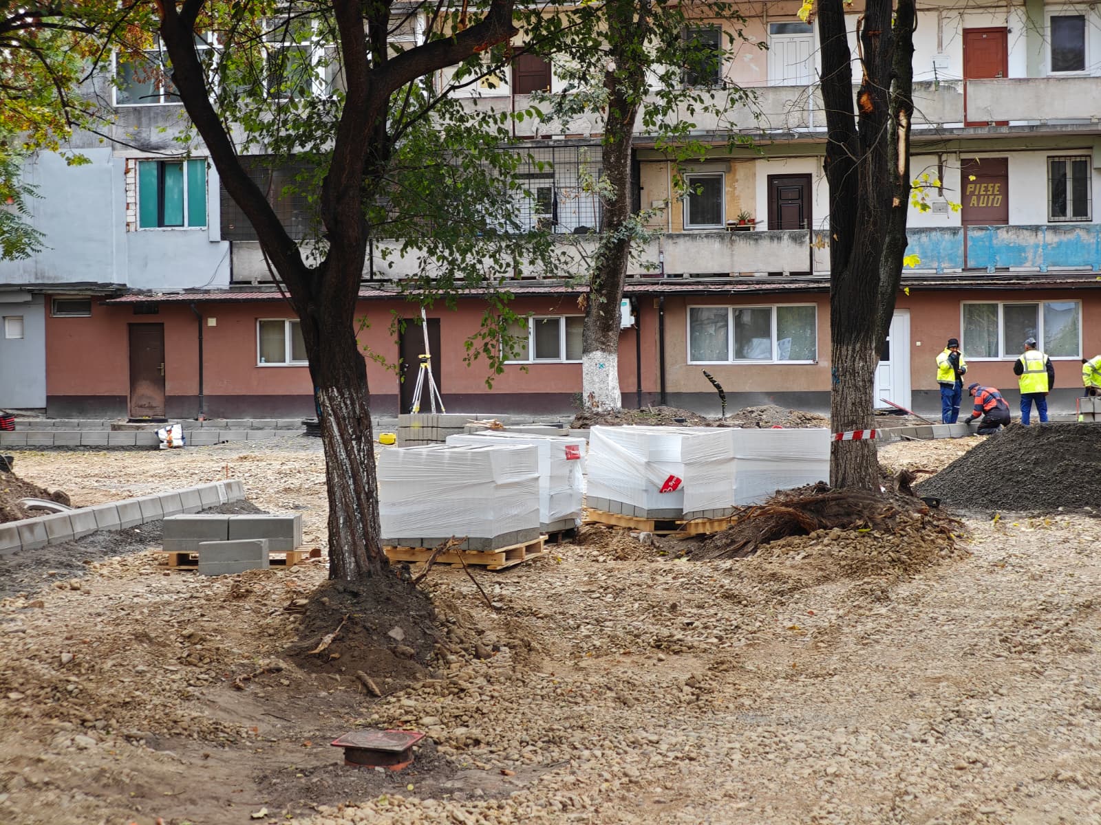 WhatsApp Image 2025-10-24 at 10.23.04 (1)