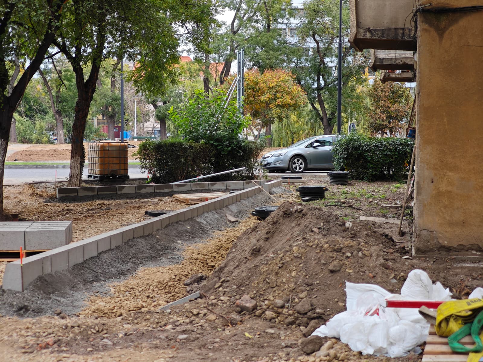 WhatsApp Image 2025-10-24 at 10.22.32