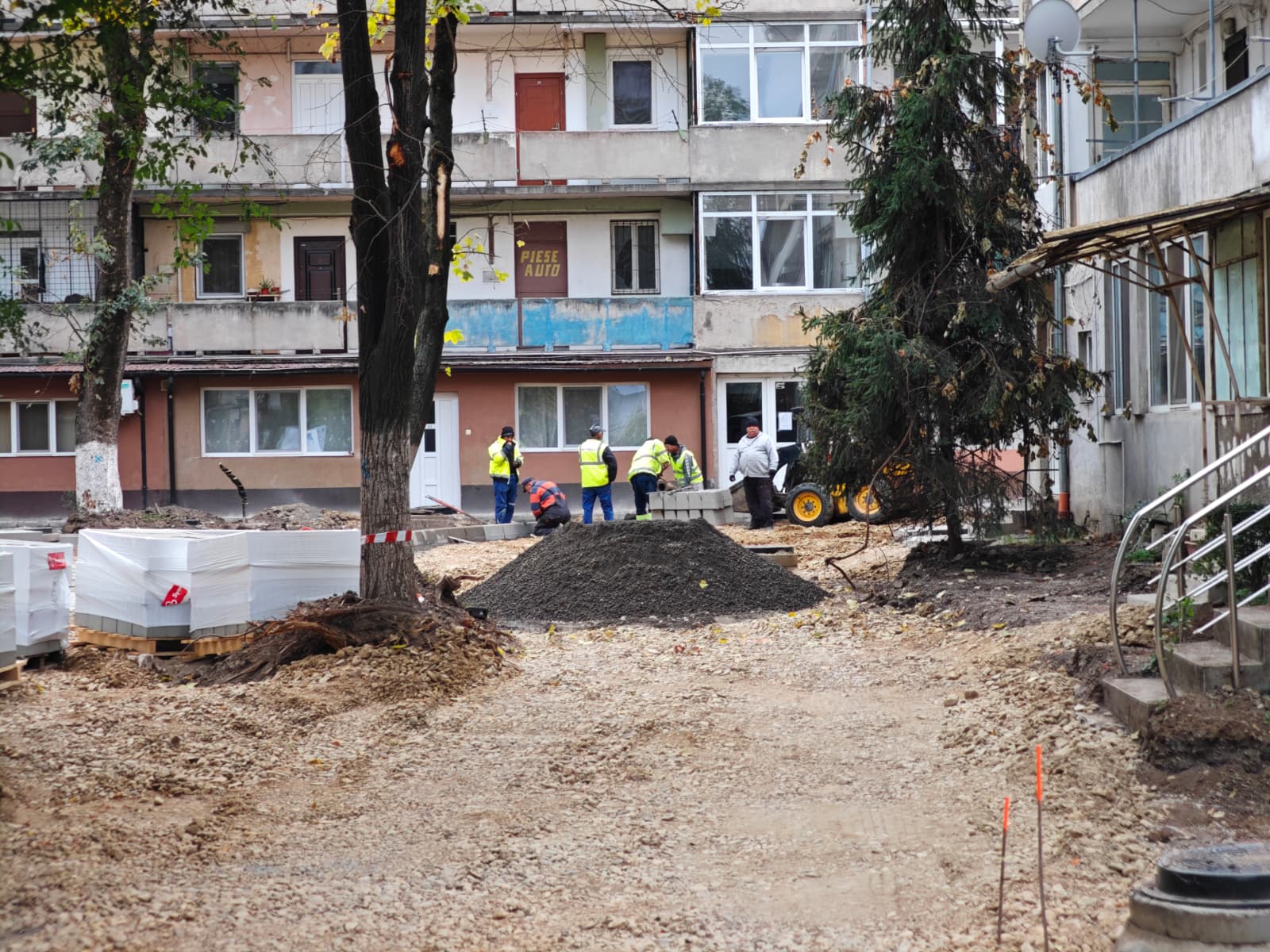 WhatsApp Image 2025-10-24 at 10.23.04