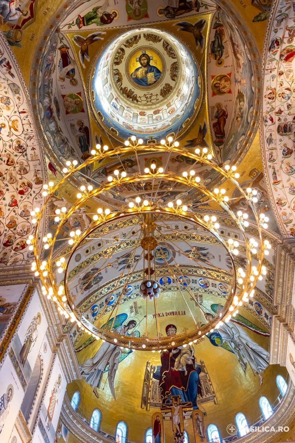 569149970_1247077070792391_3902224630381466445_n