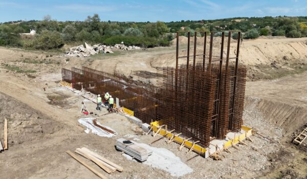 WhatsApp Image 2025-10-27 at 10.00.22 (1)