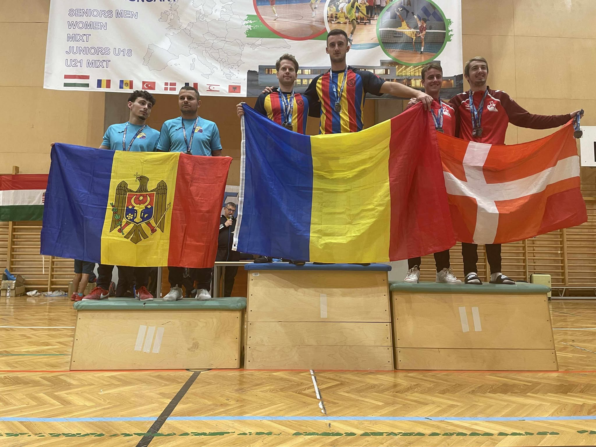 salontani-europene (2)