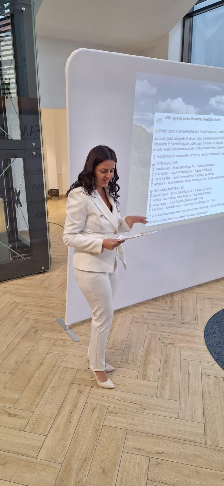 WhatsApp Image 2025-10-01 at 15.44.32