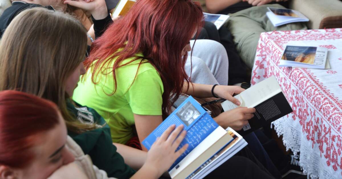 Oradea se implică în „Mișcarea pentru lectură” cu evenimentul „Raftul traducătorului”