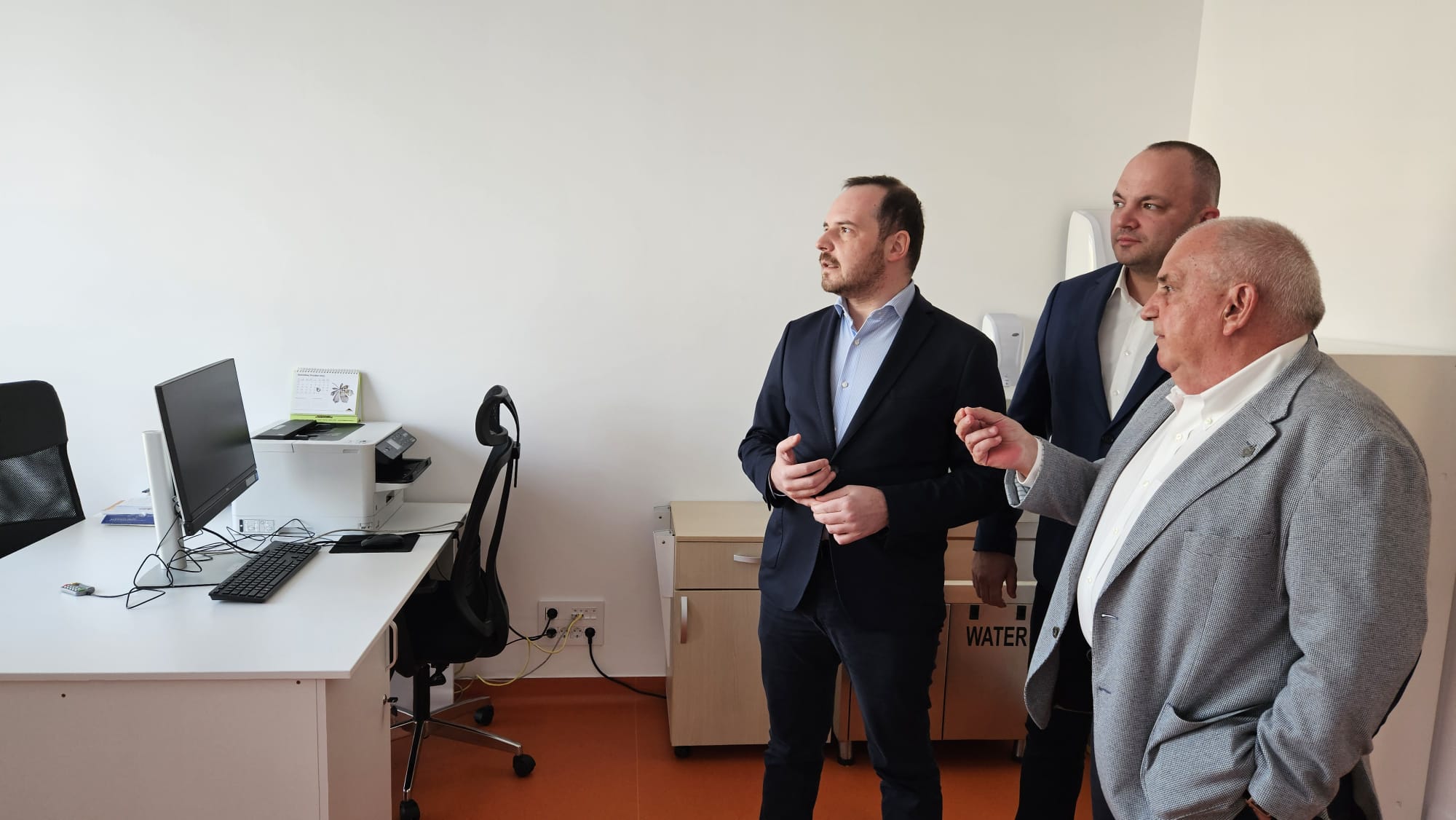 WhatsApp Image 2025-11-02 at 10.08.31