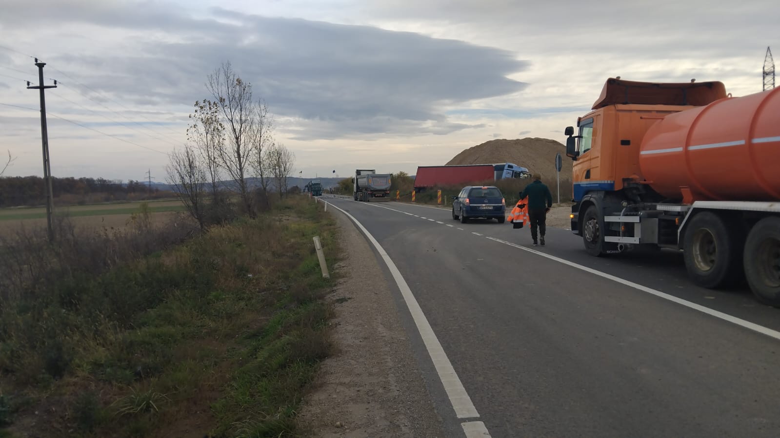 WhatsApp Image 2025-11-03 at 12.03.17