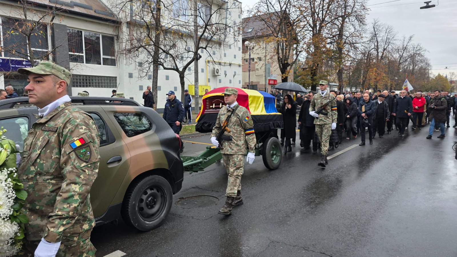 WhatsApp Image 2025-11-08 at 13.33.31 (1)