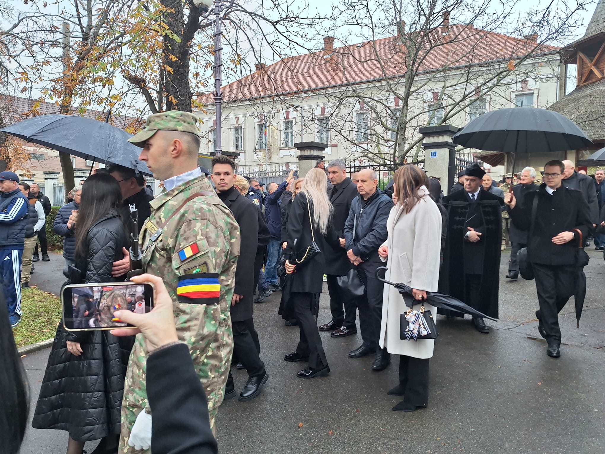 WhatsApp Image 2025-11-08 at 13.47.10 (5)