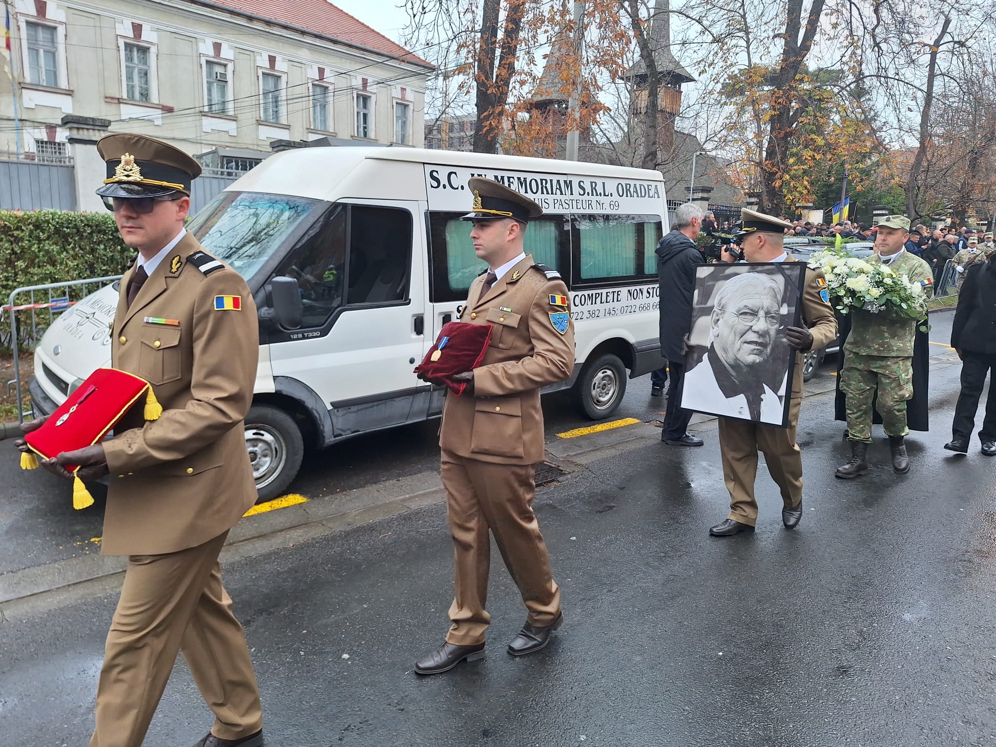 WhatsApp Image 2025-11-08 at 13.47.08 (6)