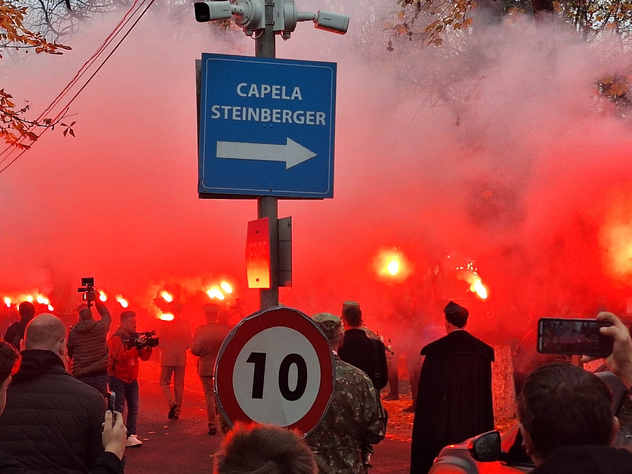 WhatsApp Image 2025-11-08 at 13.56.27 (1)