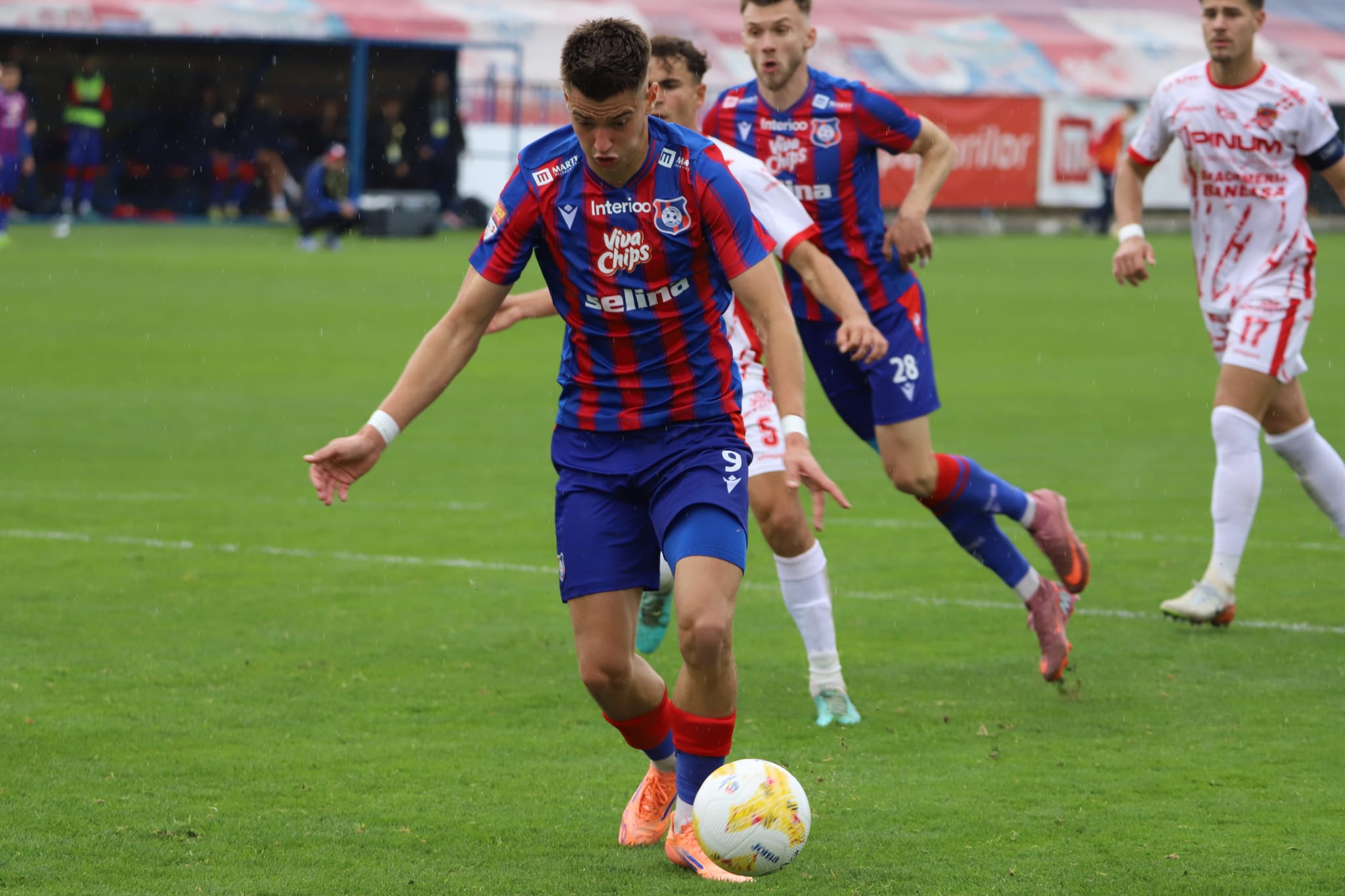 WhatsApp Image 2025-11-08 at 13.33.58 (2)