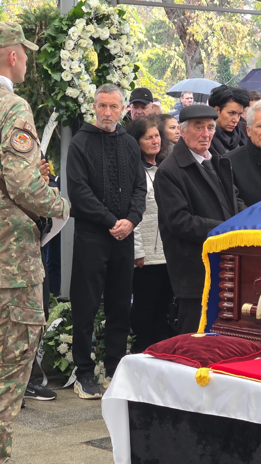 WhatsApp Image 2025-11-08 at 14.29.44 (2)