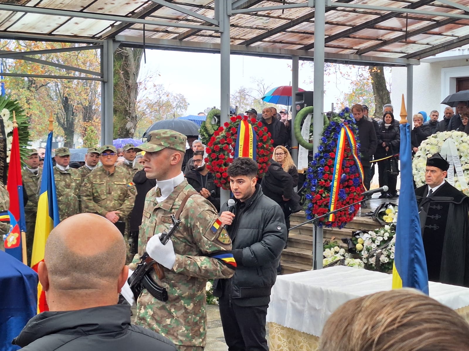 WhatsApp Image 2025-11-08 at 14.53.31 (1)