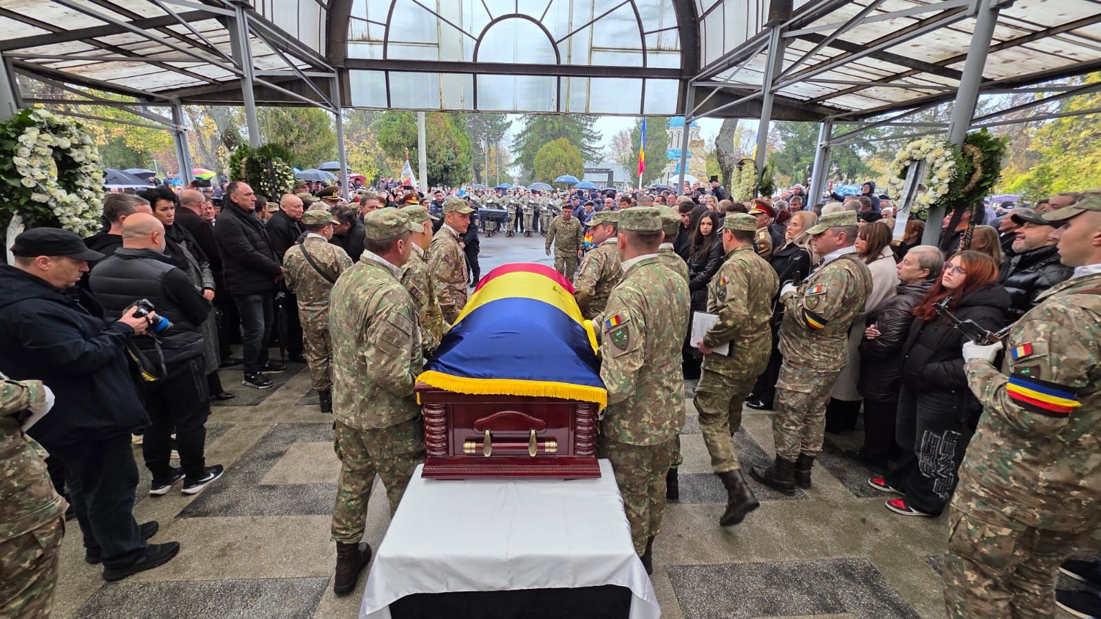 WhatsApp Image 2025-11-08 at 15.39.23