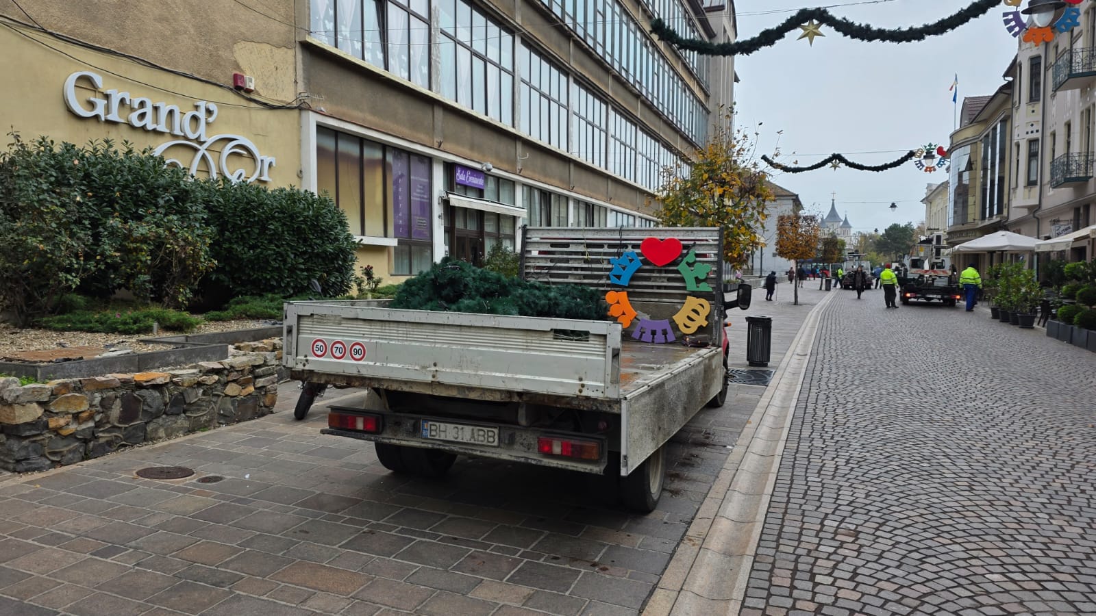 WhatsApp Image 2025-11-11 at 15.06.23 (2)