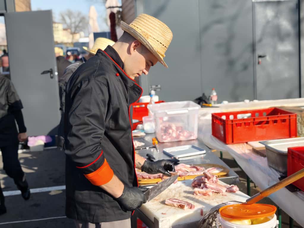 WhatsApp Image 2025-11-15 at 14.16.51 (1)