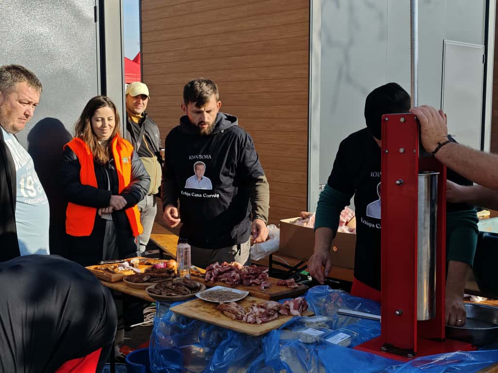 WhatsApp Image 2025-11-15 at 14.16.50 (1)