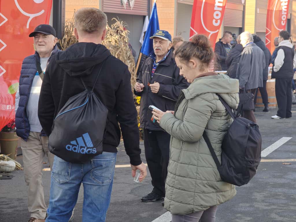 WhatsApp Image 2025-11-15 at 14.16.47 (1)