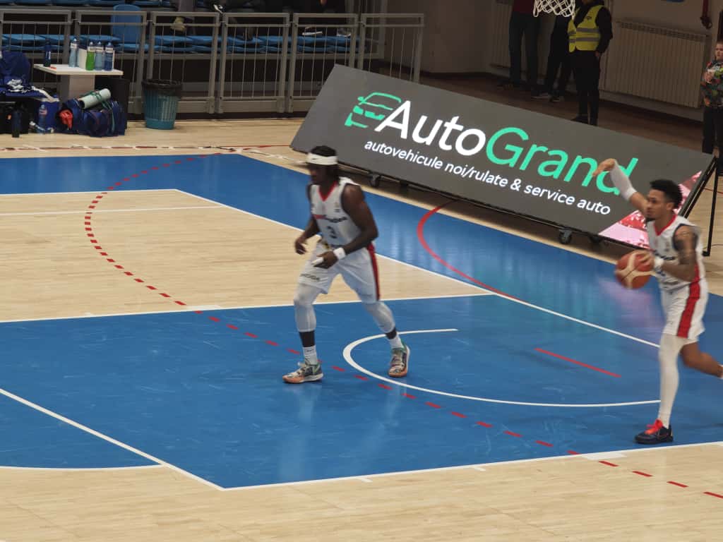 WhatsApp Image 2025-11-15 at 19.11.51