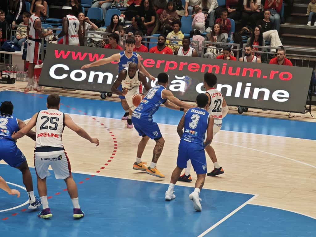 WhatsApp Image 2025-11-15 at 19.11.47