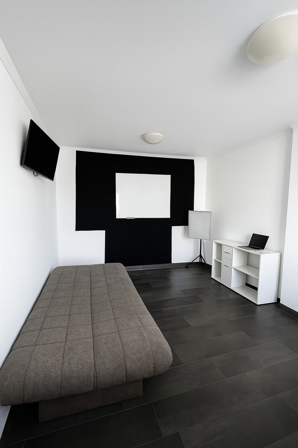 WhatsApp Image 2025-11-19 at 10.43.18 (3)