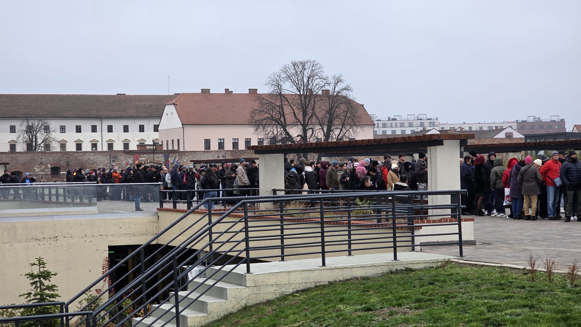 WhatsApp Image 2025-12-01 at 13.54.29