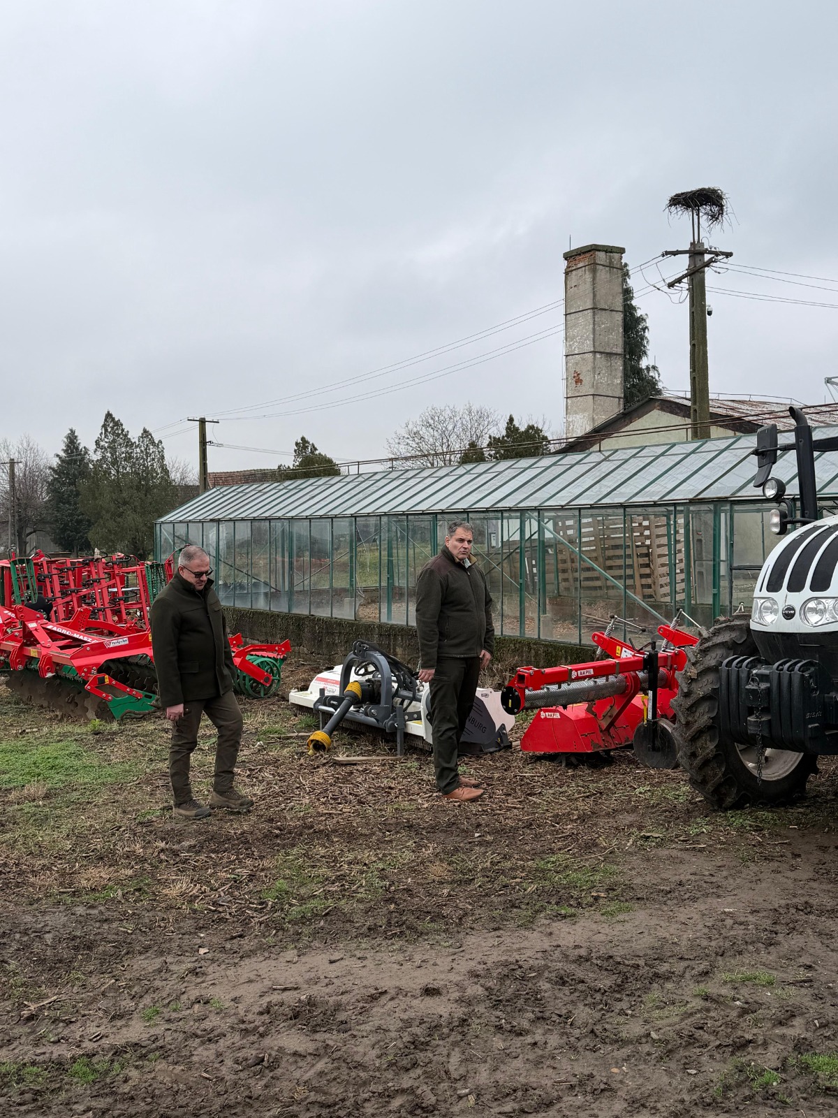 WhatsApp Image 2025-12-02 at 19.47.10 (1)