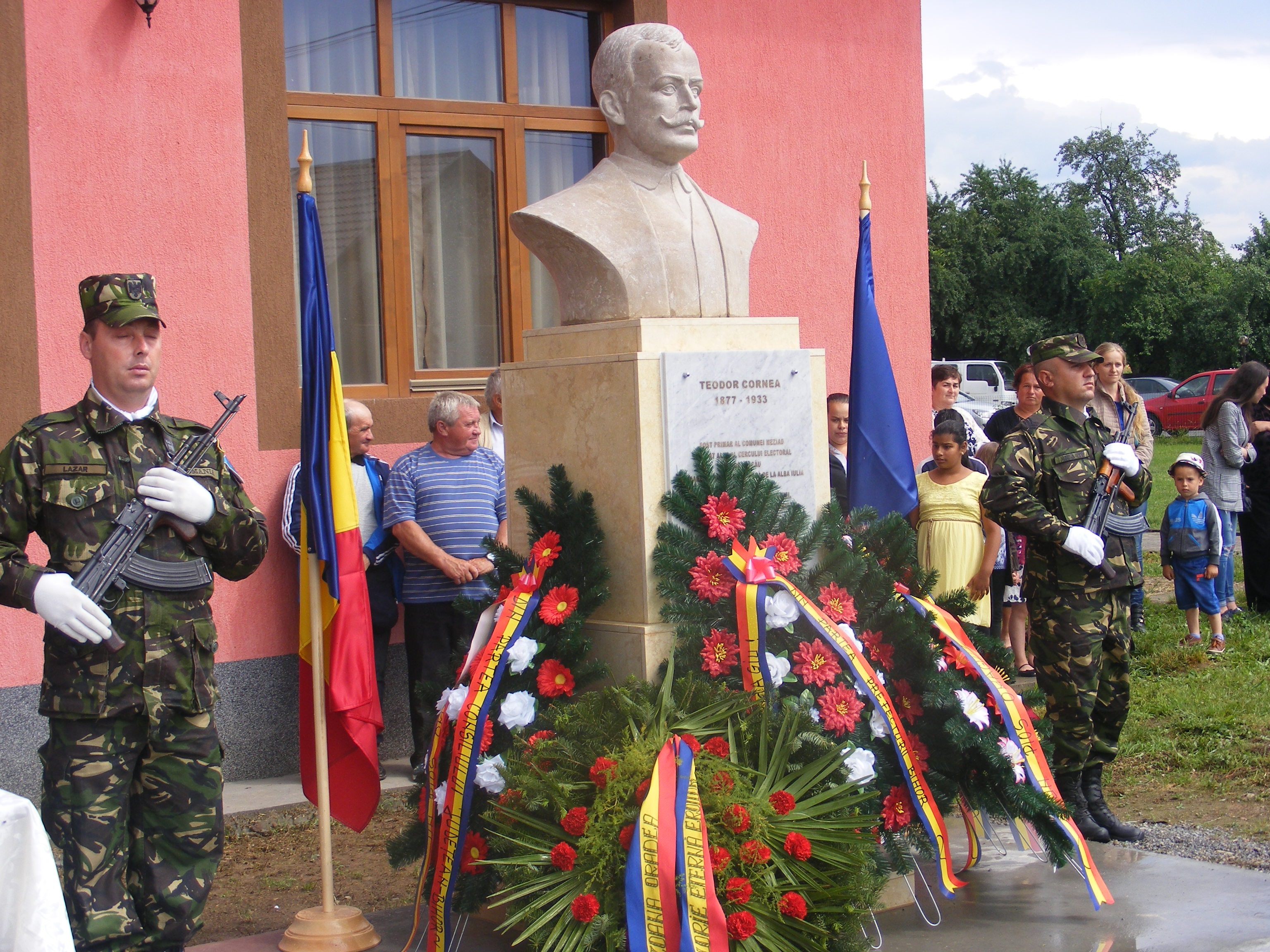 14bustul lui Teodor Cornea