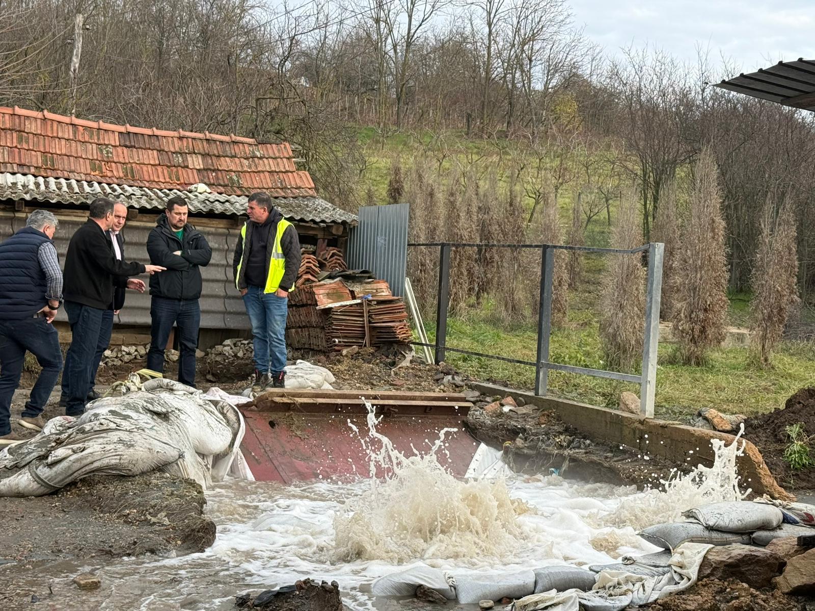 WhatsApp Image 2025-12-05 at 16.07.40