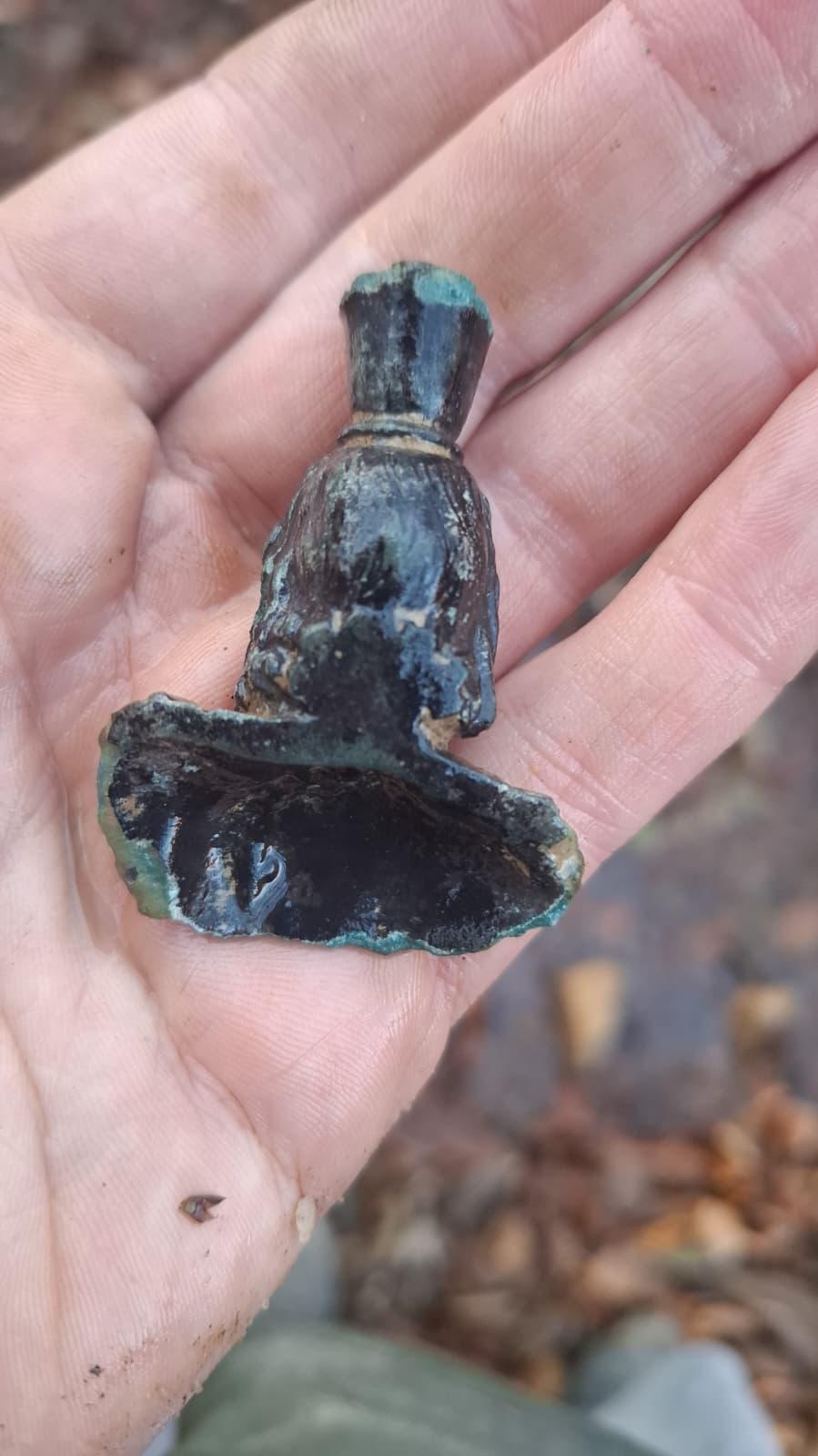 WhatsApp Image 2025-12-08 at 09.19.45 (3)