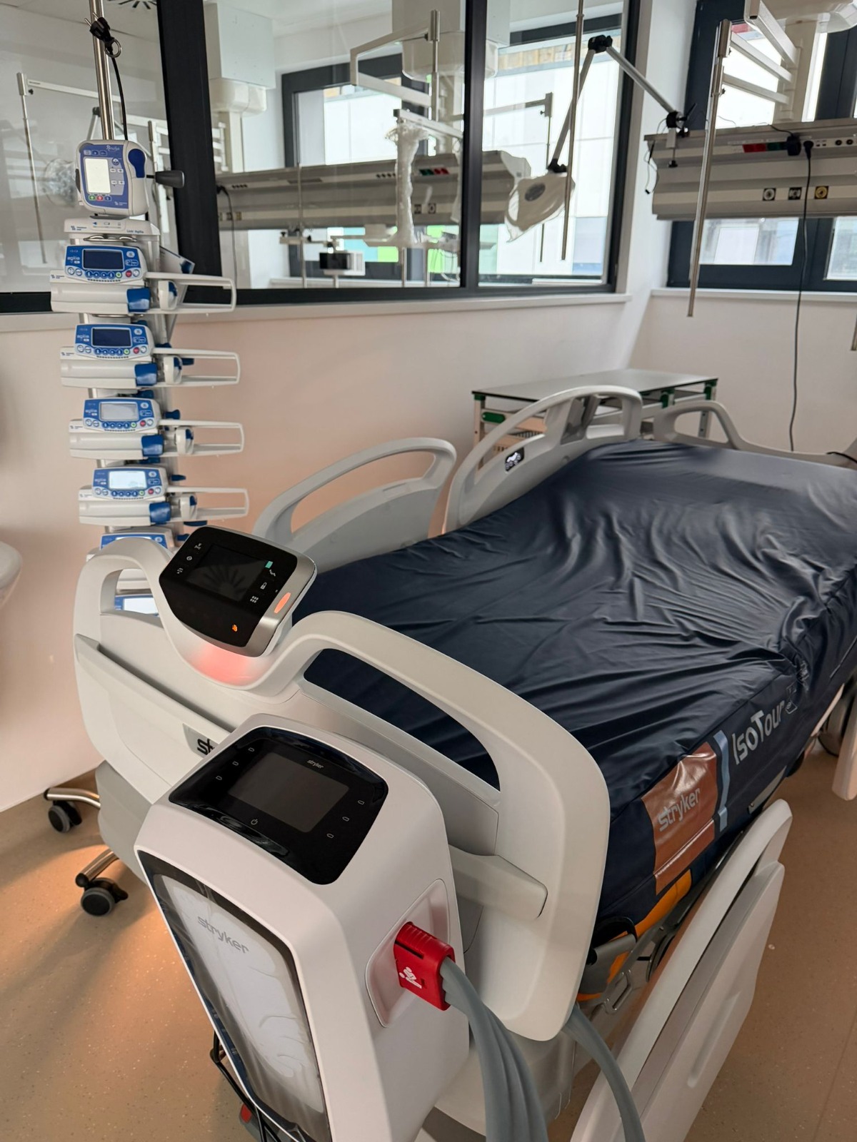 WhatsApp Image 2025-12-08 at 13.18.55