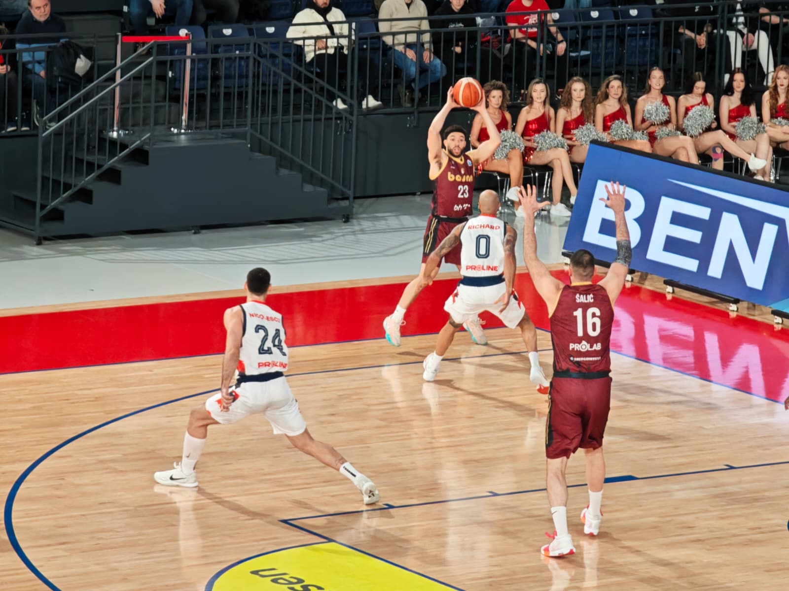 WhatsApp Image 2025-12-10 at 19.06.07