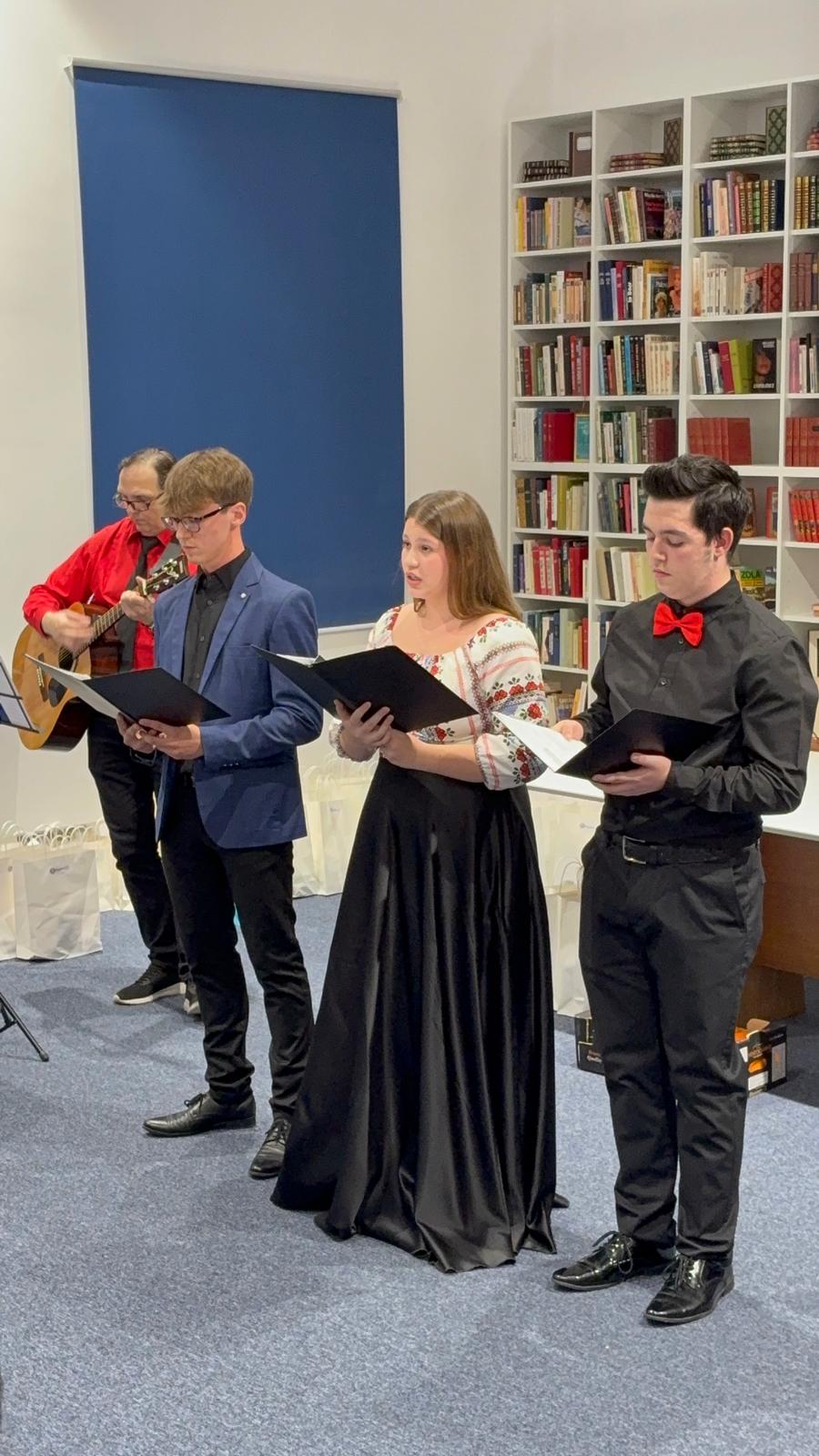 WhatsApp Image 2025-12-12 at 17.59.47 (4)