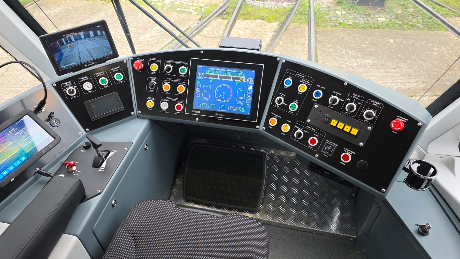 WhatsApp Image 2025-12-22 at 14.17.45 (2)