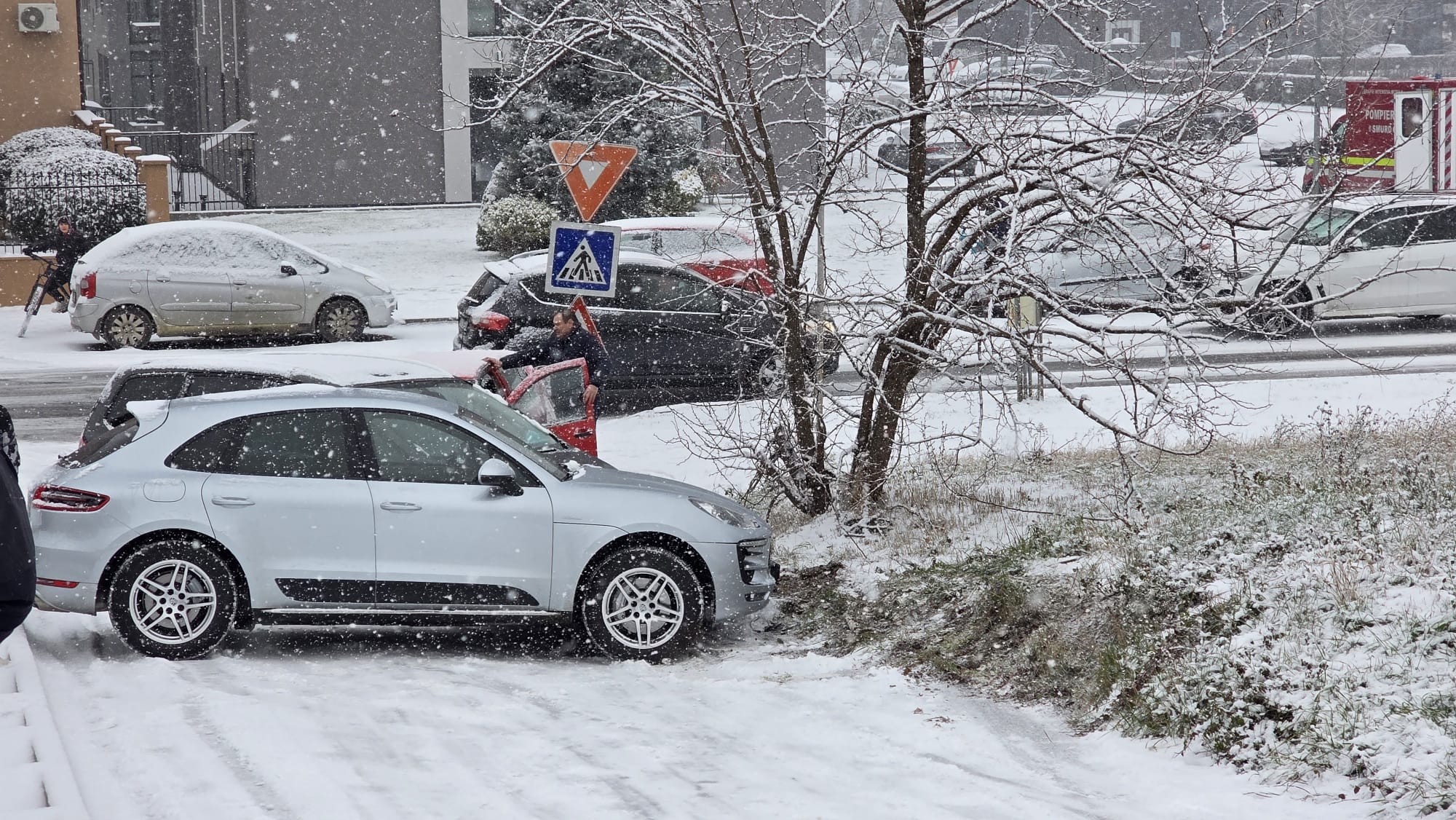 WhatsApp Image 2025-12-30 at 11.18.10 (3)