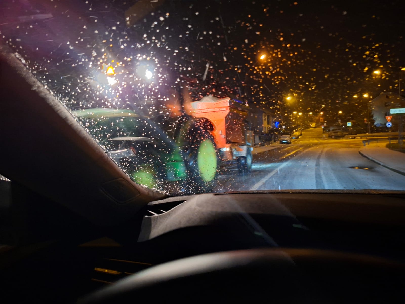 WhatsApp Image 2026-01-07 at 09.09.04 (2)