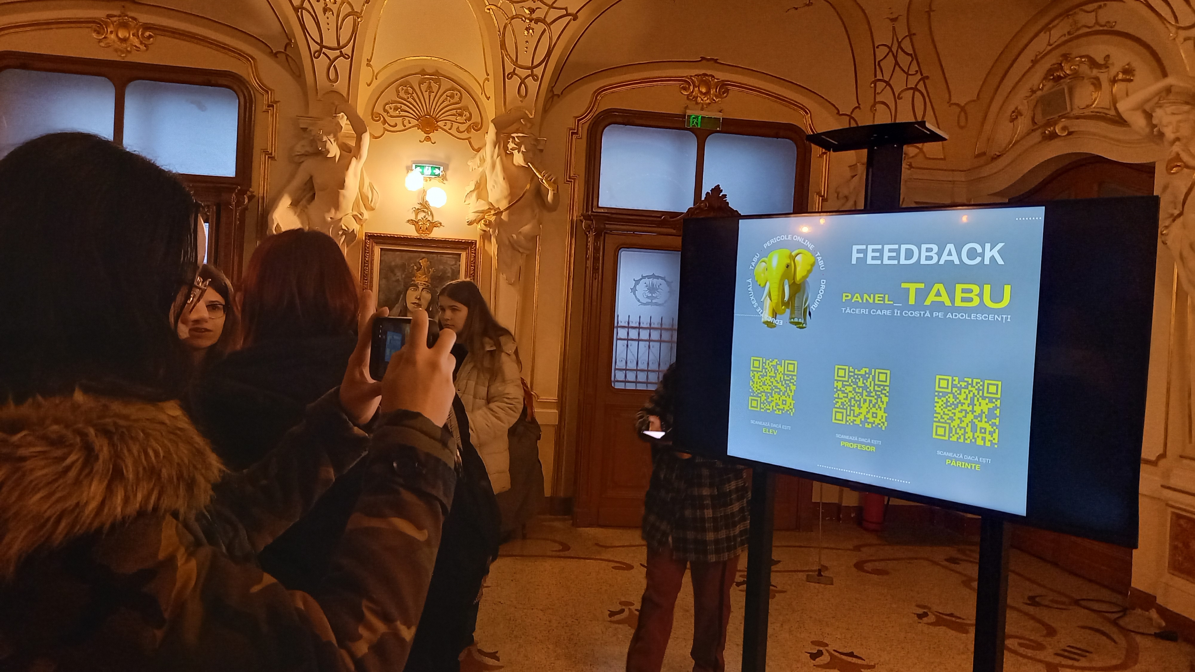 Panel_TABU la Teatrul Regina Maria (1)