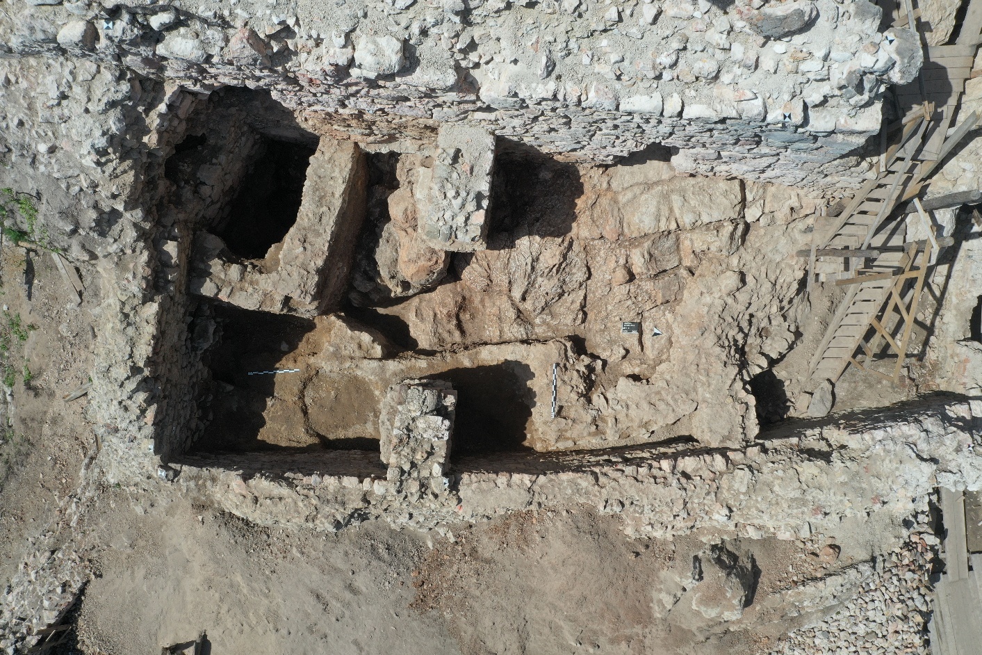 cetatea piatra şoimului, turnul sudic