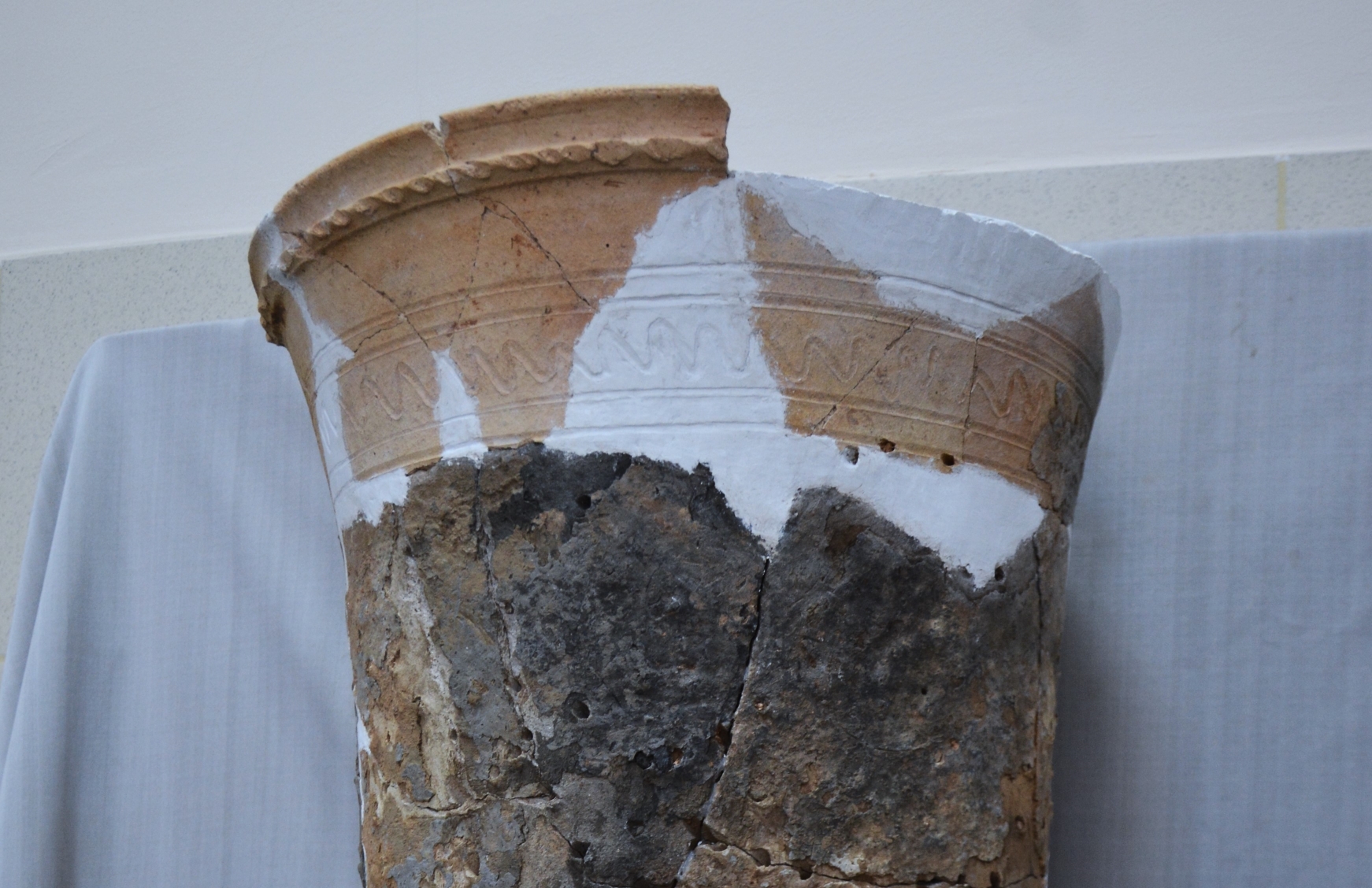 horn de sobă, detaliu