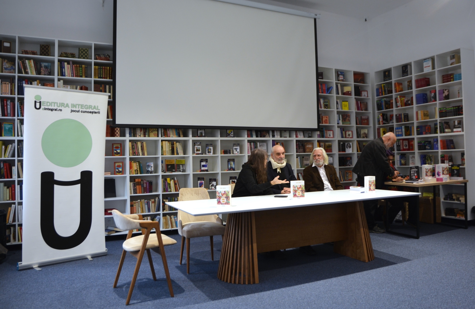 Lansare de carte a regizorului Tudor Chirilă (4)