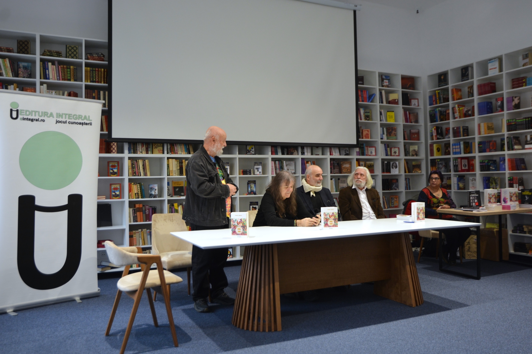 Lansare de carte a regizorului Tudor Chirilă (5)