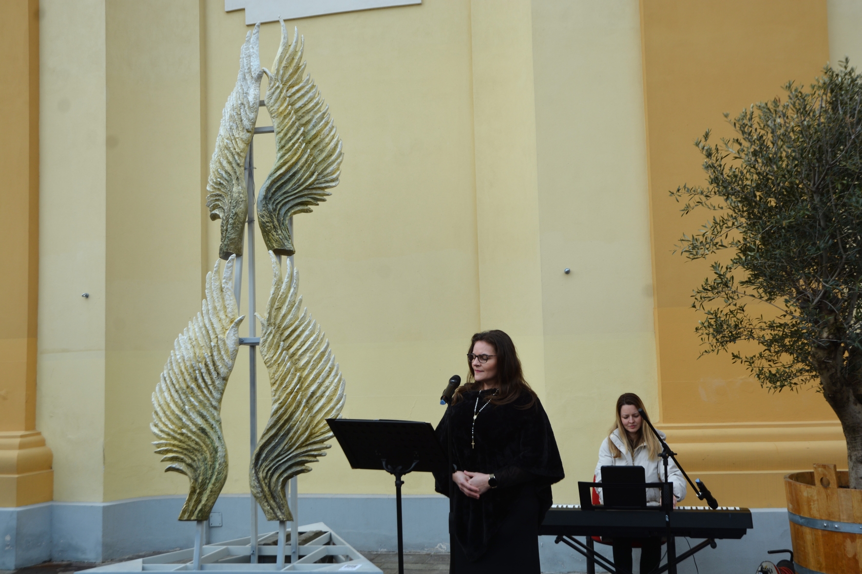 Vernisaj Aripile Libertăţii (25)