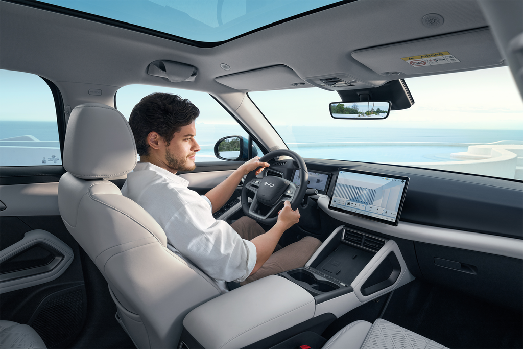 03、Interior_Screen_download_JPG_5000PX_RGB