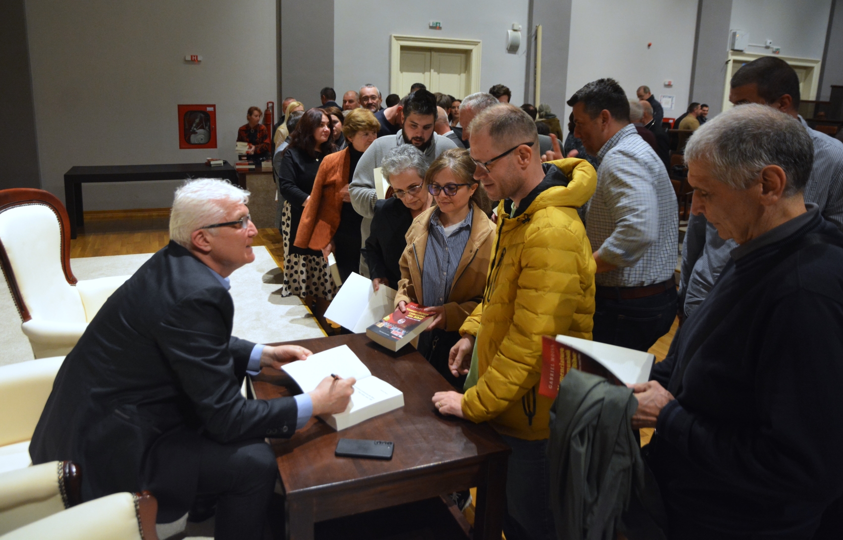 Lansare carte Gabriel Moisa (31)