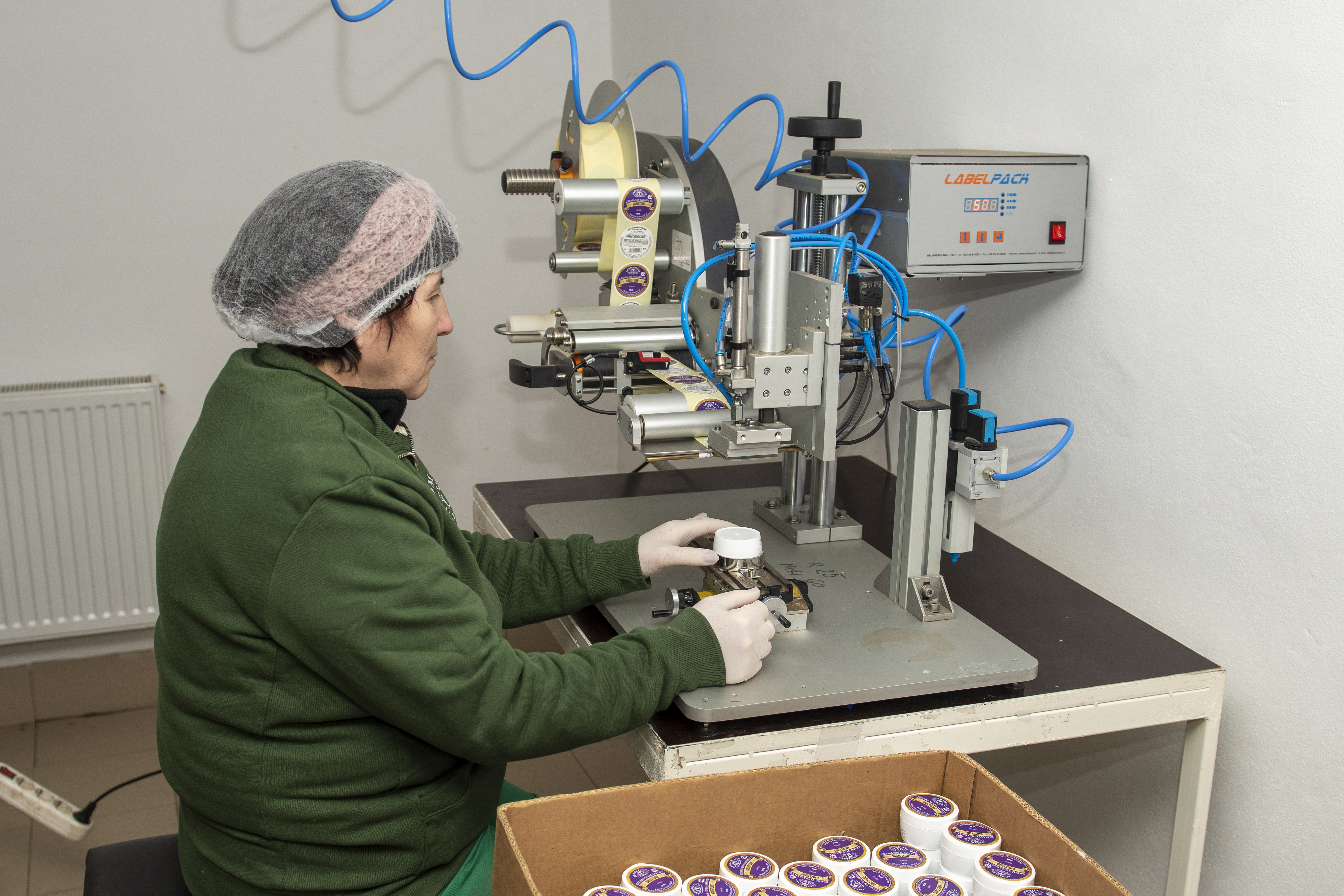 ETICHETAREA CREMELOR