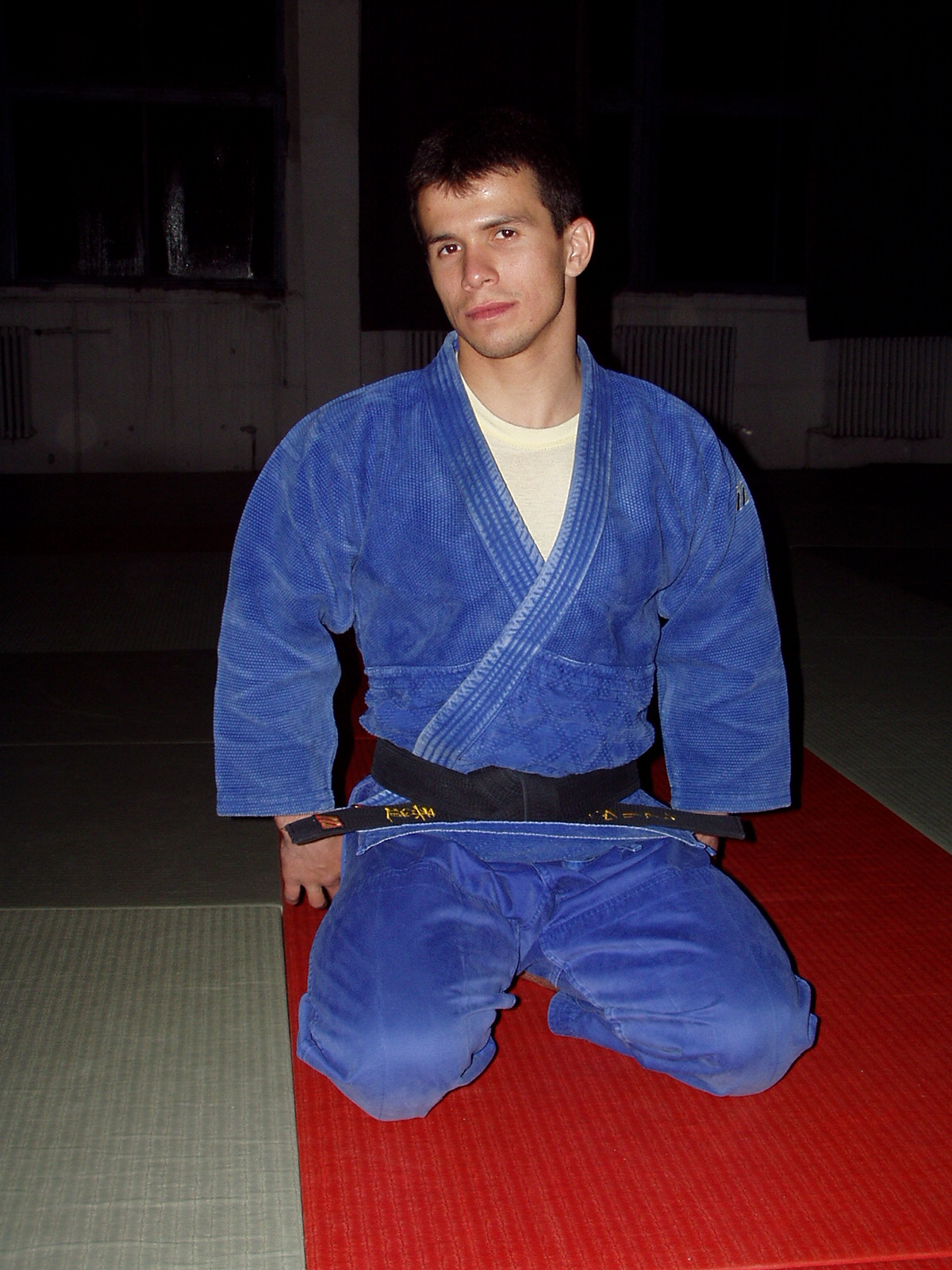 OLYMPUS DIGITAL CAMERA