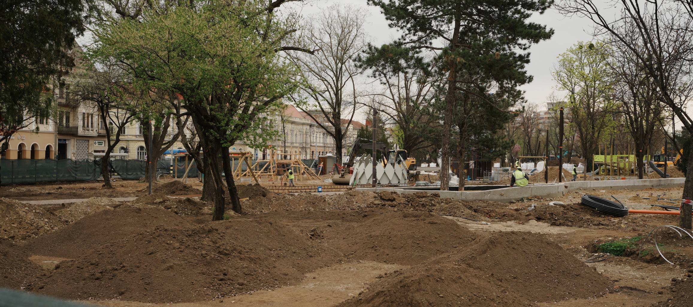 parcul-1-decembrie-06