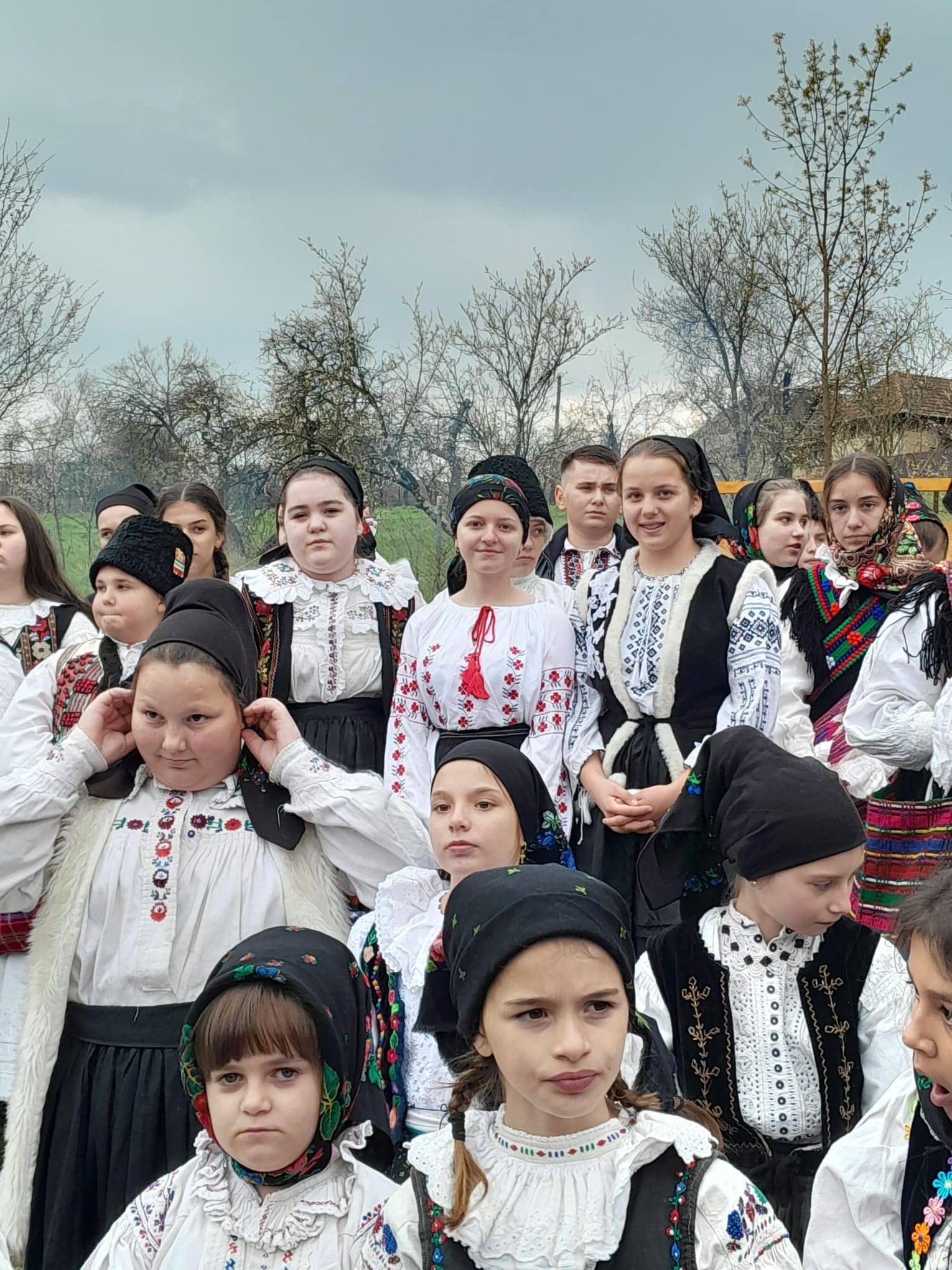 drăgoteni foto Șc. Gimnaziala 1 Uileacu de Beiuş7