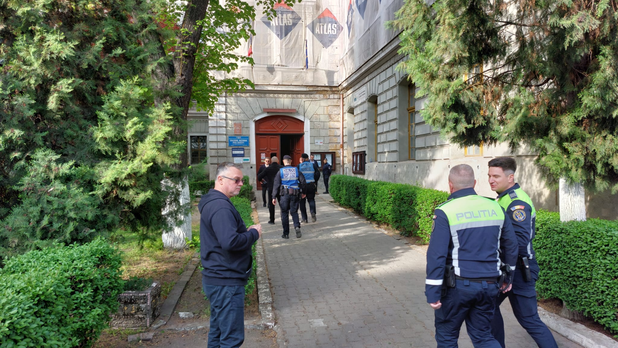 WhatsApp Image 2026-04-14 at 09.09.25 (2)